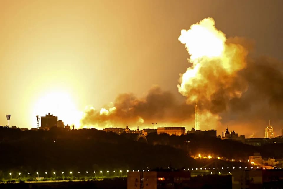 Photo d'illustration — Explosions près de Kiev : le parquet ukrainien enquête sur un dépôt